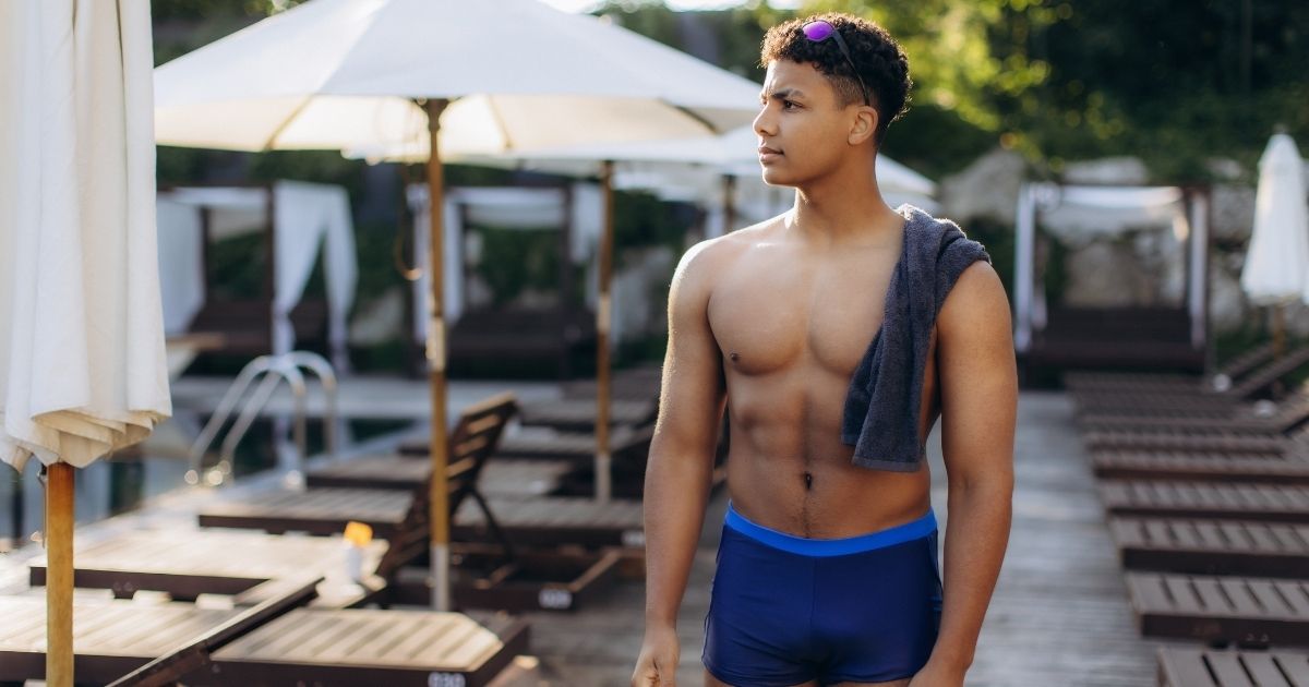 Men’s Fashion Basics: Matching Underwear with Outfits